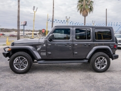 Used 2020  Jeep Wrangler Unlimited 4d SUV 4WD Sahara at A Motors Sales & Finance near San Antonio&comma; TX