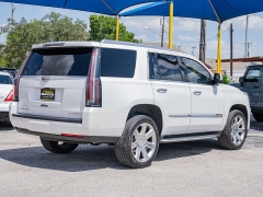 Used 2017  Cadillac Escalade 4d SUV RWD Luxury at A Motors Sales & Finance near San Antonio&comma; TX