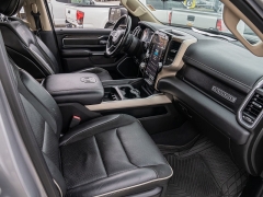 Used 2019  Ram 1500 2WD Crew Cab Laramie at A Motors Sales & Finance near San Antonio&comma; TX