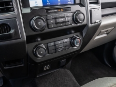 Used 2020  Ford F-150 2WD SuperCrew XLT 5 1&sol;2 at A Motors Sales & Finance near San Antonio&comma; TX