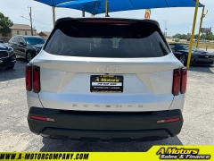 Used 2022 Kia Sorento LX FWD at A Motors Sales & Finance near San Antonio, TX