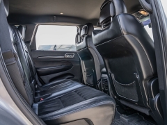 Used 2017  Jeep Grand Cherokee 4d SUV 4WD Laredo Altitude at A Motors Sales & Finance near San Antonio, TX