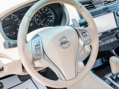 Used 2015  Nissan Altima 4d Sedan SL 3&period;5L at A Motors Sales & Finance near San Antonio&comma; TX