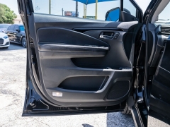 Used 2019  Honda Pilot 4d SUV FWD Touring 8-Passenger at A Motors Sales & Finance near San Antonio&comma; TX