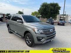 Used 2019 Ford Expedition Max 4d SUV 4WD XLT at A Motors Sales & Finance near San Antonio, TX
