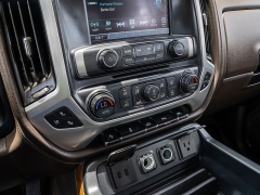 Used 2018  GMC Sierra 1500 2WD Crew Cab SLT at A Motors Sales & Finance near San Antonio&comma; TX