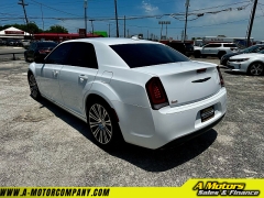 Used 2019 Chrysler 300 4d Sedan RWD Touring at A Motors Sales & Finance near San Antonio, TX