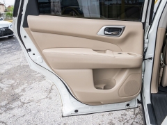 Used 2017  Nissan Pathfinder 4d SUV 4WD Platinum at A Motors Sales & Finance near San Antonio&comma; TX