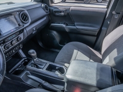 Used 2017  Toyota Tacoma 4WD Double Cab TRD Off-Road Auto at A Motors Sales & Finance near San Antonio&comma; TX