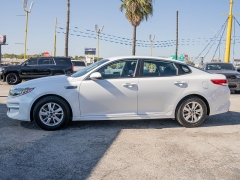 Used 2018  Kia Optima 4d Sedan LX at A Motors Sales & Finance near San Antonio, TX