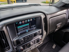Used 2018  Chevrolet Silverado 1500 2WD Crew Cab LT at A Motors Sales & Finance near San Antonio&comma; TX