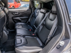 Used 2021  Jeep Cherokee Latitude Plus FWD at A Motors Sales & Finance near San Antonio&comma; TX