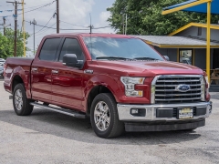 Used 2017  Ford F-150 2WD SuperCrew XLT 5 1&sol;2 at A Motors Sales & Finance near San Antonio&comma; TX