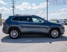 Used 2019 Jeep Cherokee 4d SUV FWD Latitude 2.4L at A Motors Sales & Finance near San Antonio, TX
