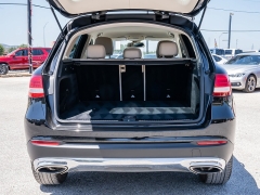 Used 2017  Mercedes-Benz GLC-Class 4d SUV GLC300 at A Motors Sales & Finance near San Antonio&comma; TX