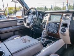 Used 2017 Ford Expedition 4d SUV 4WD King Ranch at A Motors Sales & Finance near San Antonio, TX