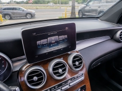 Used 2017  Mercedes-Benz GLC-Class 4d SUV GLC300 at A Motors Sales & Finance near San Antonio&comma; TX