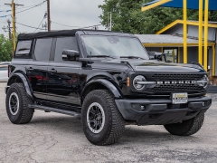 Used 2021  Ford Bronco Outer Banks 4 Door 4x4 at A Motors Sales & Finance near San Antonio&comma; TX