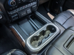 Used 2020  Chevrolet Silverado 2500 4WD Crew Cab High Country Gas at A Motors Sales & Finance near San Antonio&comma; TX
