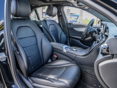 Used 2018  Mercedes-Benz C-Class 4d Sedan C300 at A Motors Sales & Finance near San Antonio&comma; TX