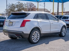 Used 2017  Cadillac XT5 4d SUV AWD Platinum at A Motors Sales & Finance near San Antonio&comma; TX