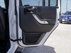 Used 2017  Jeep Wrangler Unlimited 4d Convertible Sahara at A Motors Sales & Finance near San Antonio&comma; TX