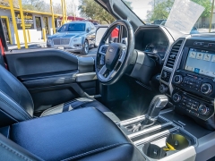 Used 2017  Ford F-150 4WD SuperCrew Lariat 5 1&sol;2 at A Motors Sales & Finance near San Antonio&comma; TX