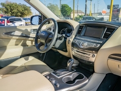 Used 2018  INFINITI QX60 4d SUV FWD at A Motors Sales & Finance near San Antonio, TX