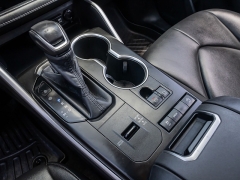 Used 2020  Toyota Highlander 4d SUV FWD XLE at A Motors Sales & Finance near San Antonio&comma; TX