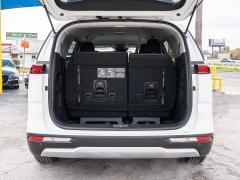 Used 2022  Kia Carnival LX Seat Package FWD at A Motors Sales & Finance near San Antonio, TX