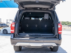 Used 2020  Ford Expedition 4d SUV 2WD XLT at A Motors Sales & Finance near San Antonio&comma; TX