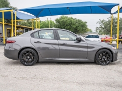 Used 2021  Alfa Romeo Giulia RWD at A Motors Sales & Finance near San Antonio&comma; TX