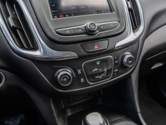 Used 2021  Chevrolet Equinox FWD 4dr LT w&sol;1LT at A Motors Sales & Finance near San Antonio&comma; TX