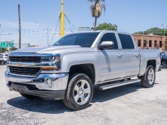 Used 2018  Chevrolet Silverado 1500 2WD Crew Cab LT at A Motors Sales & Finance near San Antonio&comma; TX
