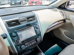 Used 2015  Nissan Altima 4d Sedan SL 3&period;5L at A Motors Sales & Finance near San Antonio&comma; TX