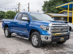 Used 2018  Toyota Tundra 2WD Double Cab SR5 4&period;6L at A Motors Sales & Finance near San Antonio&comma; TX