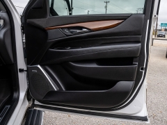 Used 2020  Cadillac Escalade 4d SUV RWD Premium Luxury at A Motors Sales & Finance near San Antonio&comma; TX