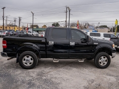 Used 2005  Ford F-150 4WD Supercrew Lariat at A Motors Sales & Finance near San Antonio&comma; TX