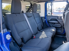 Used 2018  Jeep Wrangler Unlimited 4d SUV 4WD Sahara at A Motors Sales & Finance near San Antonio&comma; TX