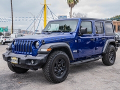 Used 2018  Jeep Wrangler Unlimited 4d SUV 4WD Sport at A Motors Sales & Finance near San Antonio&comma; TX