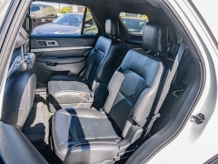 Used 2018  Ford Explorer 4d SUV FWD XLT at A Motors Sales & Finance near San Antonio, TX