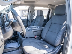 Used 2020  Chevrolet Silverado 2500 4WD Crew Cab Work Truck Gas at A Motors Sales & Finance near San Antonio&comma; TX