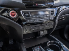 Used 2018  Honda Pilot 4d SUV AWD Elite at A Motors Sales & Finance near San Antonio&comma; TX