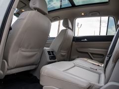 Used 2019  Volkswagen Atlas 4d SUV 3&period;6L SE Technology R-Line 4motion at A Motors Sales & Finance near San Antonio&comma; TX