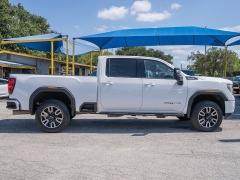 Used 2022  GMC Sierra 2500HD 4WD Crew Cab 159" AT4 Dsl at A Motors Sales & Finance near San Antonio&comma; TX