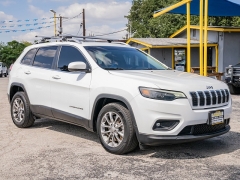 Used 2019 Jeep Cherokee 4d SUV FWD Latitude Plus 2.4L at A Motors Sales & Finance near San Antonio, TX