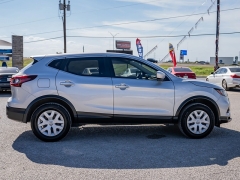 Used 2020  Nissan Rogue Sport 4d SUV FWD S at A Motors Sales & Finance near San Antonio&comma; TX