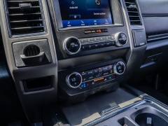 Used 2020  Ford Expedition 4d SUV 2WD XLT at A Motors Sales & Finance near San Antonio&comma; TX