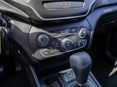 Used 2019 Jeep Cherokee 4d SUV FWD Latitude 2.4L at A Motors Sales & Finance near San Antonio, TX