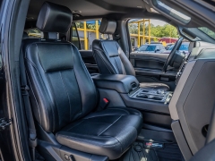Used 2020  Ford Expedition 4d SUV 2WD XLT at A Motors Sales & Finance near San Antonio&comma; TX